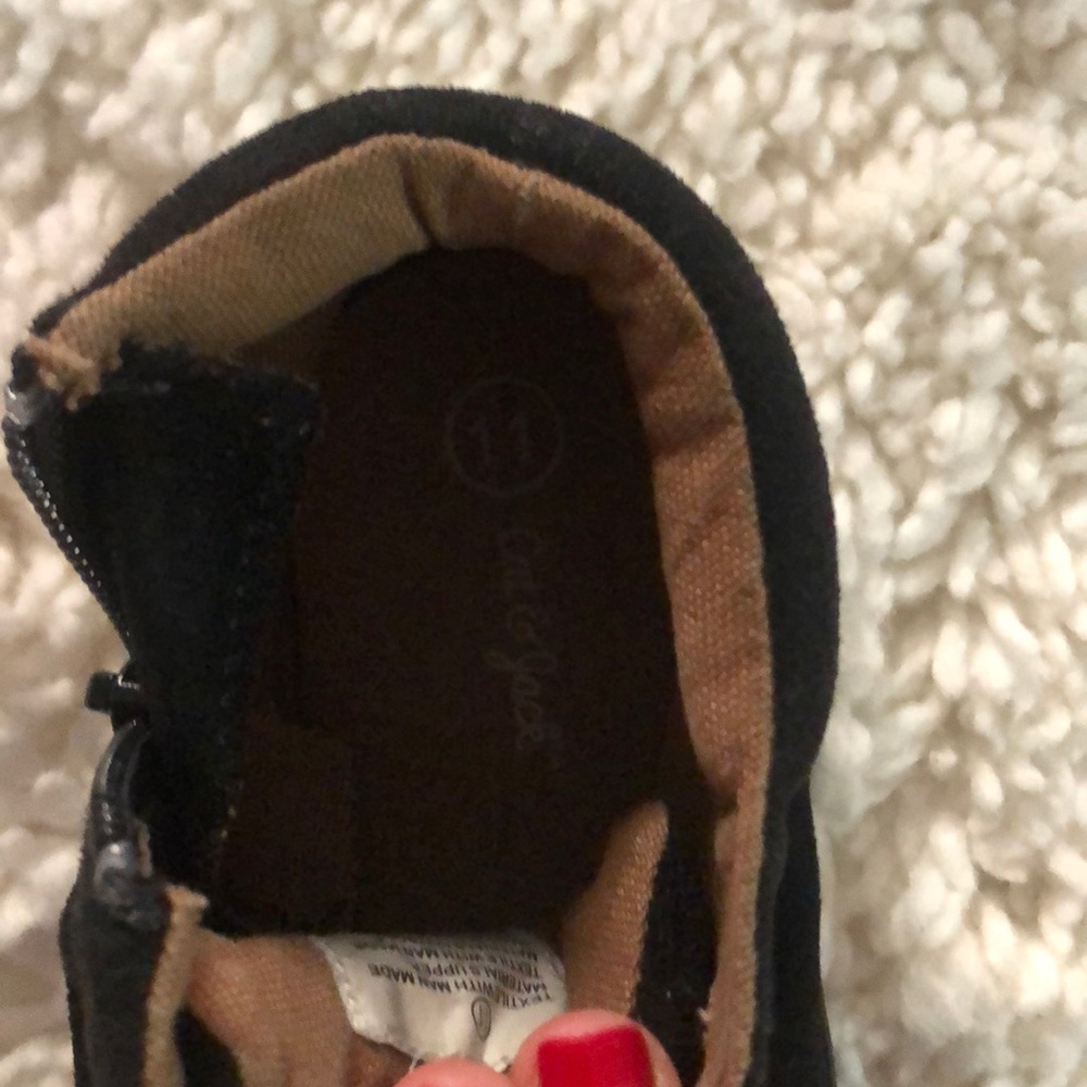 Shoes - Picture 5 of 5